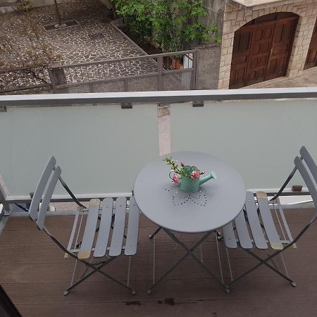 Ferienwohnung Studio Flat For 2 Makarska Exterior foto